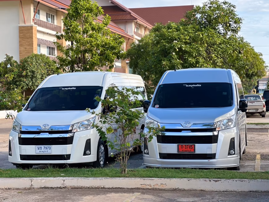 Toyota Commuter Hiace 2.8 GL/AT (2022-2026) - รถตู้ให้เช่าสุราษฎร์ธานี
